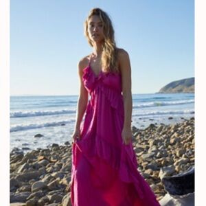 Free People Santa Luz Maxi - Size M - Very Berry - Worn Once! 🩷